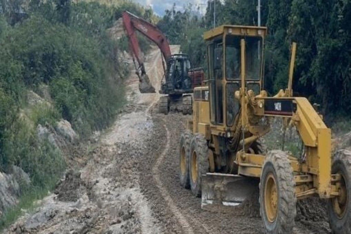 Public Works Ministry Upgrades Krayan Ring Road to Boost Accessibility