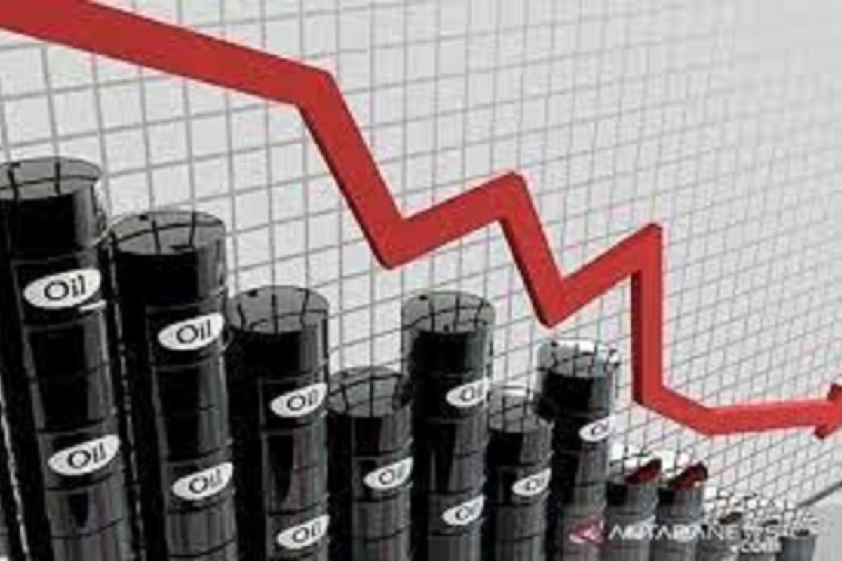 Brent crude oil price falls below 84 US dollars