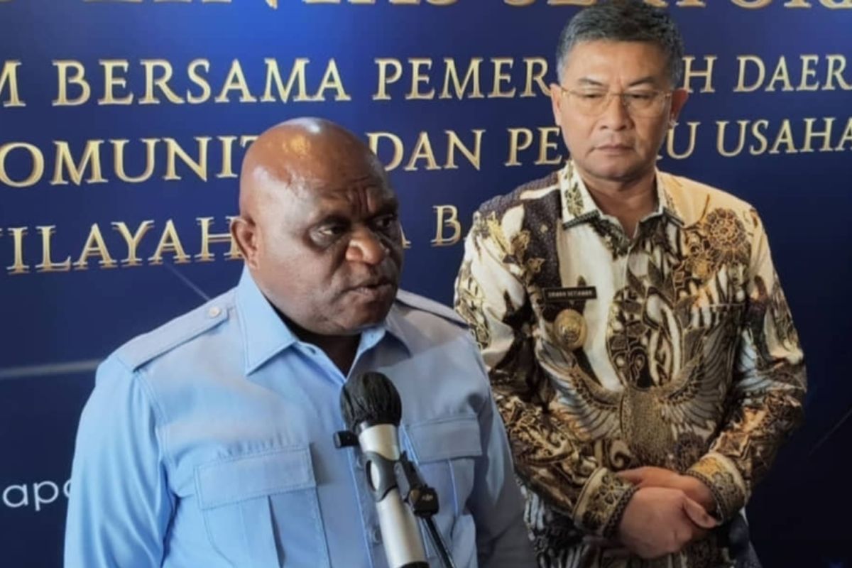 Human Rights Minister Hopes West Java Governor's Bounty for Catching Muggers Is Just a Joke