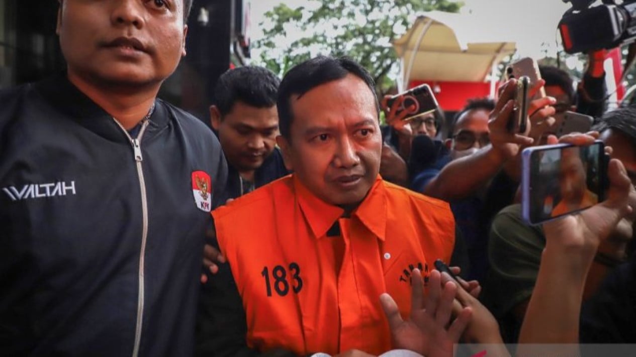 KPK Detains East Java DPRD Member Moch Mahrus for Allegedly Bribing Anwar Sadad for Rp83.4 Billion in Grants
