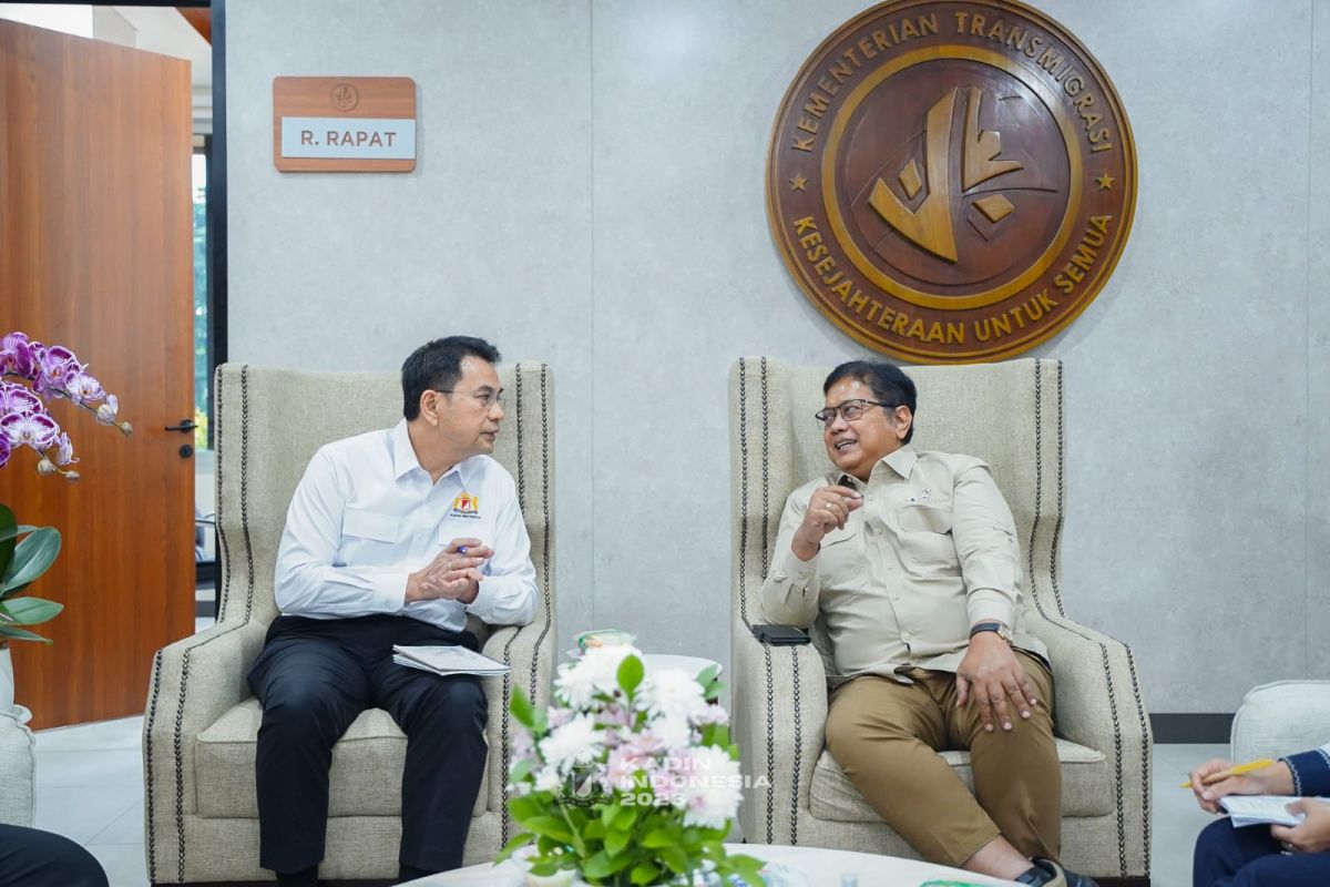 Deputy Minister Invites Kadin to Invest in Developing Transmigration Areas