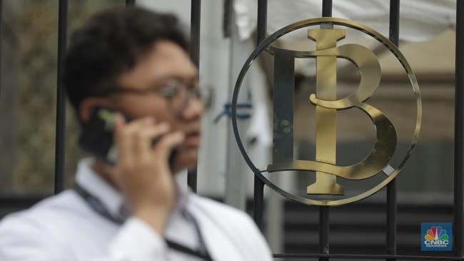 Economists Applaud BI's Decision to Hold Interest Rate