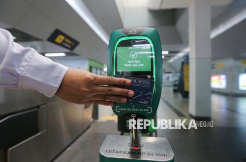 MRT Jakarta Introduces Contactless Credit Card Payments, a First in Indonesia