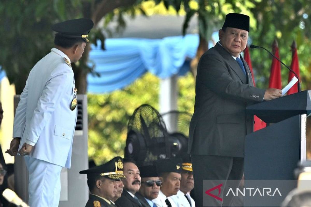 Prabowo Stresses Collaboration for Young Civil Servants