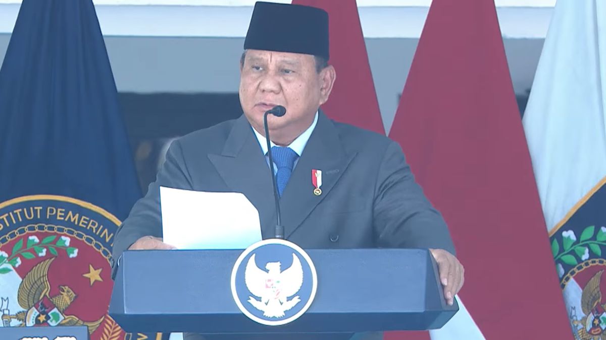 Prabowo Stresses Importance of Meritocracy at IPDN Junior Officer Inauguration