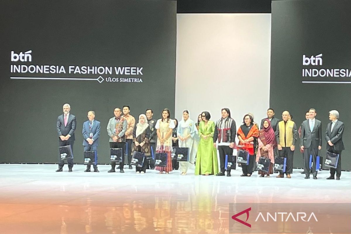 IFW 2026 Promotes Indonesian Fashion Industry Balancing Tradition and Innovation