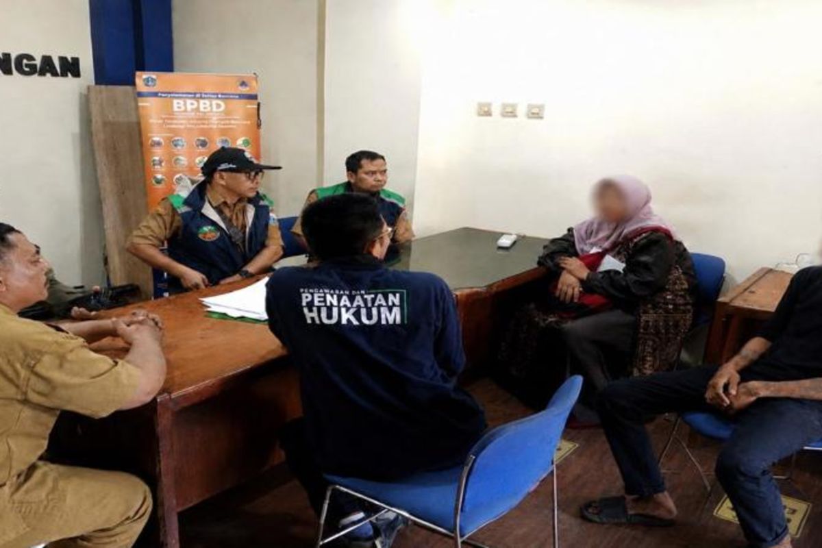 Jakarta Cracks Down on Illegal Waste Disposal, Fines Two Companies