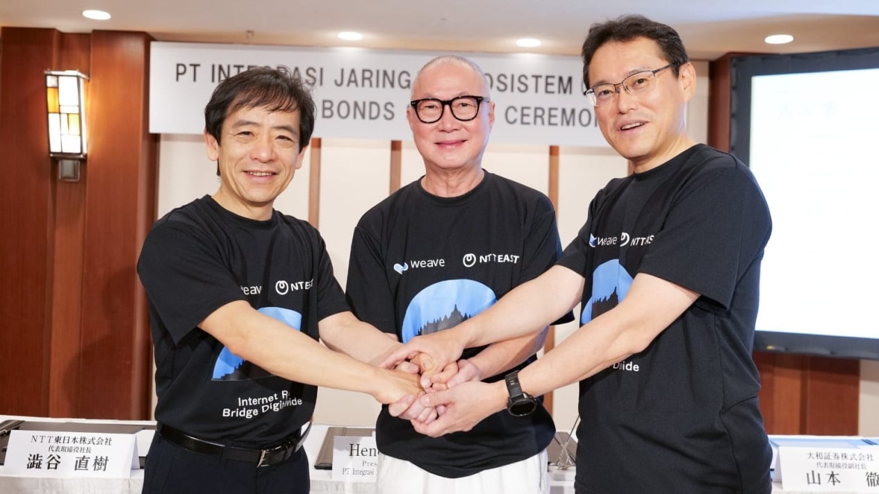 Raising Rp 2.4 Trillion from Samurai Bond Issuance in Japan, Surge & Weave Expand FTTH Network