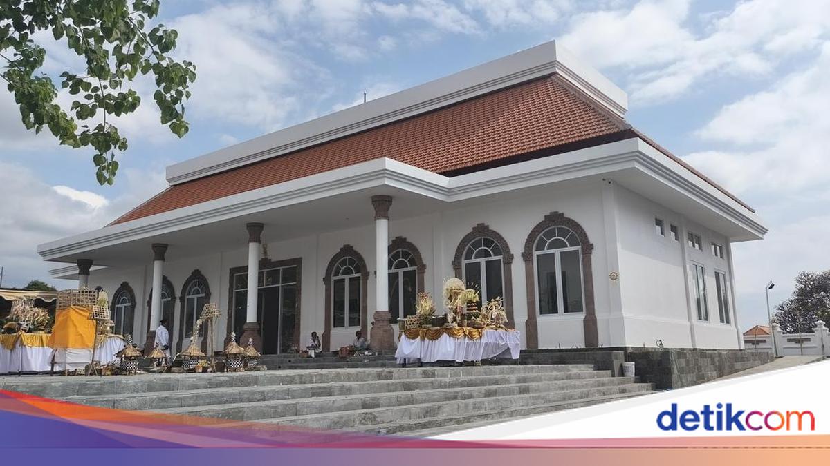 Singaraja's Zero Point Officially Named Praja Mandala Singa Ambara Raja