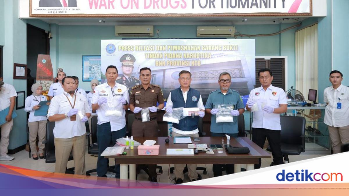 Malaysian National Caught Smuggling 1kg of Meth in Rectum and Corset at Lombok Airport