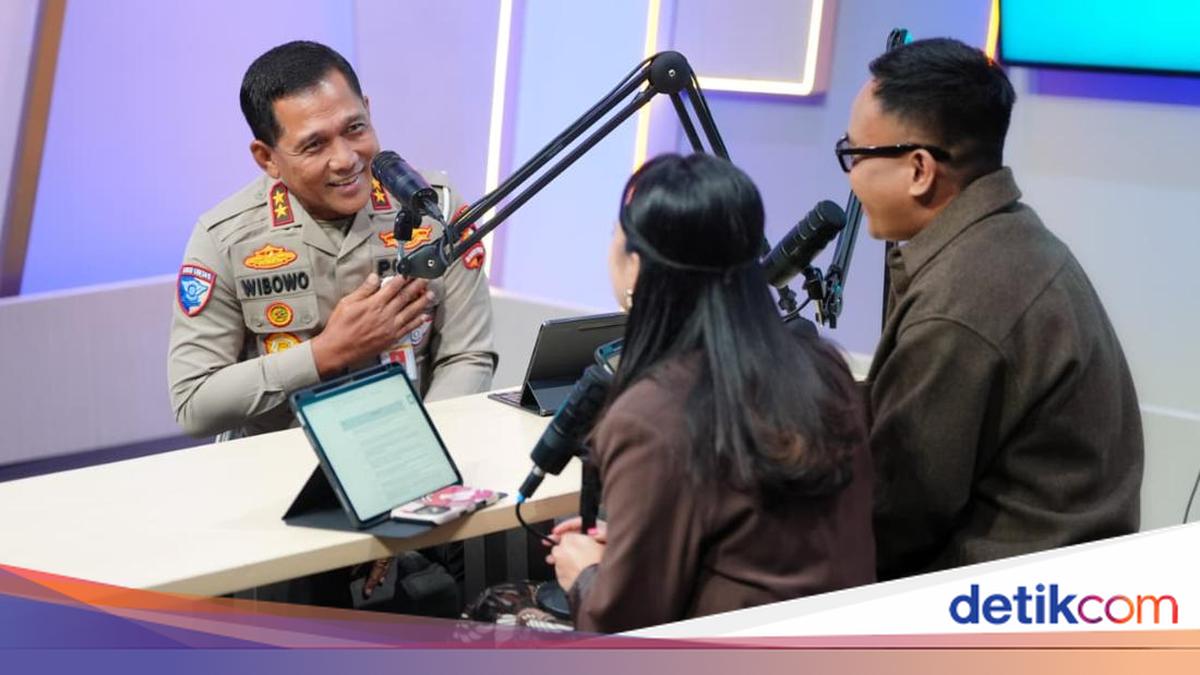 National Police Chief Revives 'Smile, Greet, Salute' Culture to Strengthen Public Trust