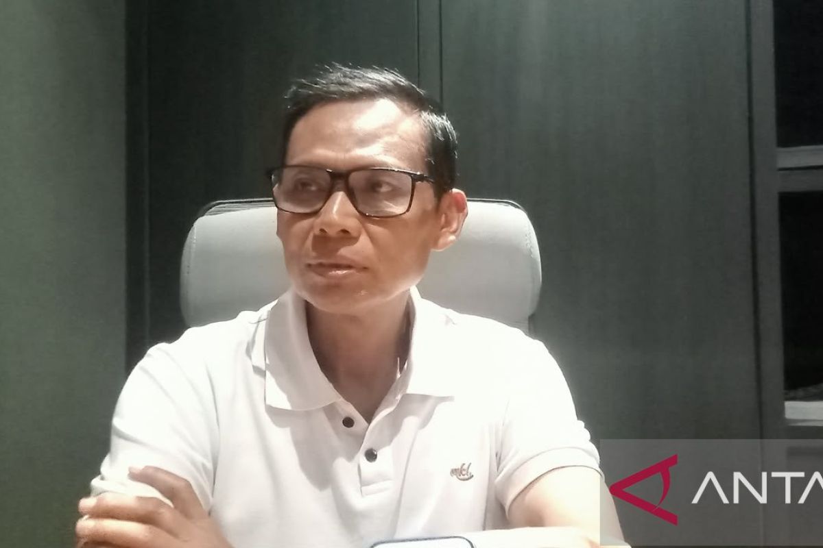 Police uncover methamphetamine distribution, arrest two in Cakung
