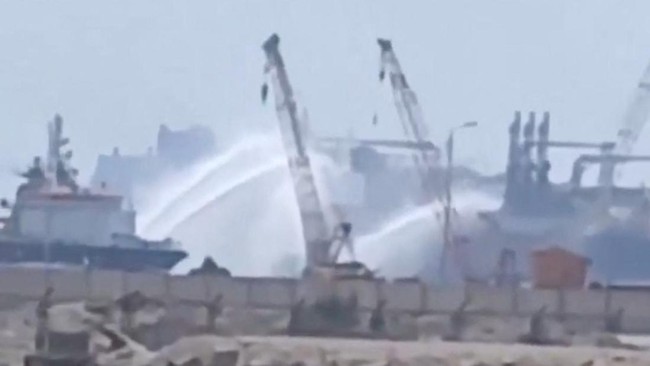 US-Iran Tensions Spill Over to Egypt as Gas Tanker Attacked