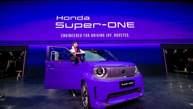 Honda Challenges Chinese EVs in Indonesia with Super-ONE Launch