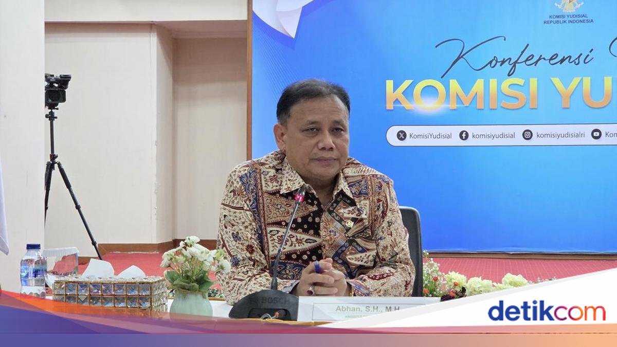 KY Says Two Bribery-Convicted Judges in Central Java to Still Receive Pensions After Dismissal
