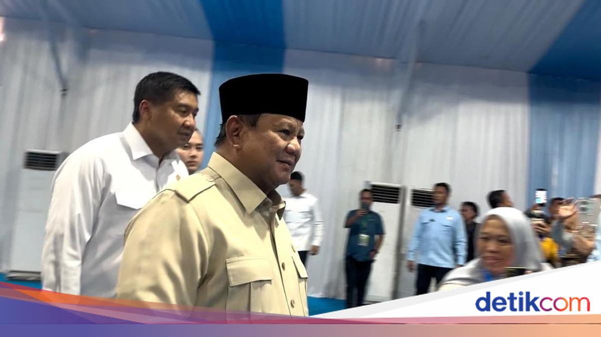 Prabowo Attends Mass Mortgage Contract Signing for 62,000 FLPP Homes in Batang, Central Java
