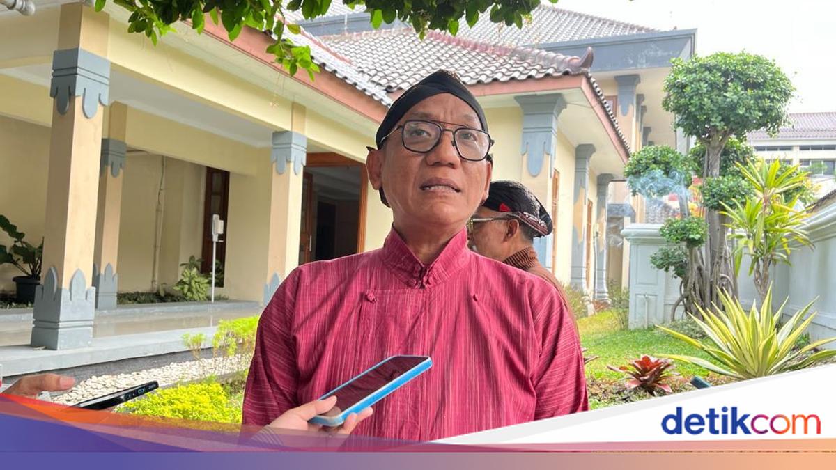 Only One Official Malioboro Street Sign Exists, Others Are Illegal