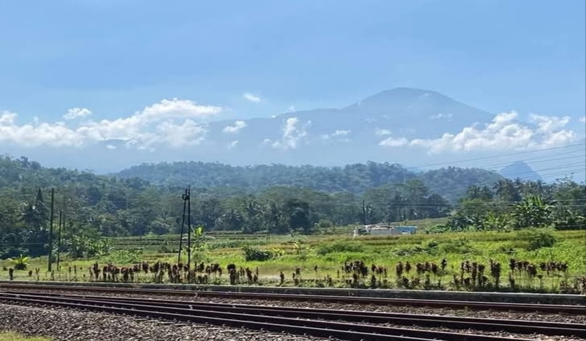 Central Java Weather Forecast for 30 July 2026: Light Rain in 17 Regions