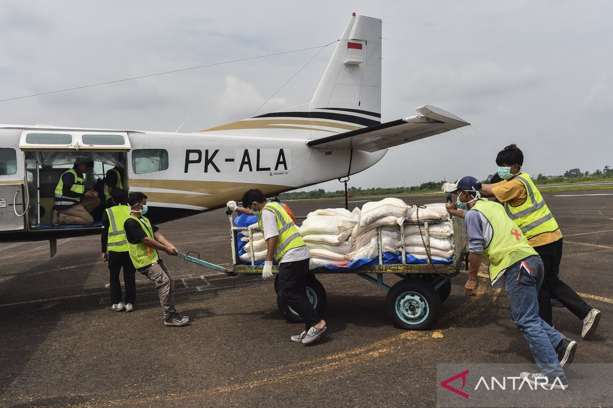 Indonesia boosts cloud seeding to counter drought and wildfires