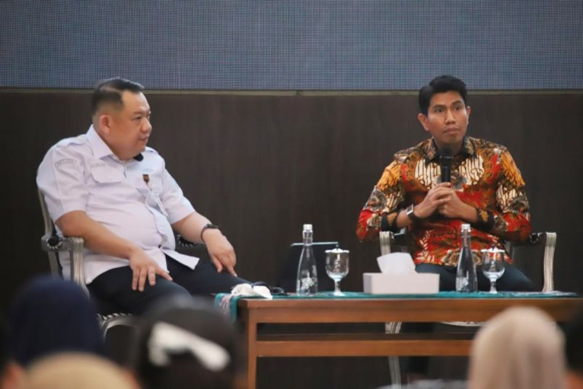 Indonesia expands overseas scholarships for civil servants