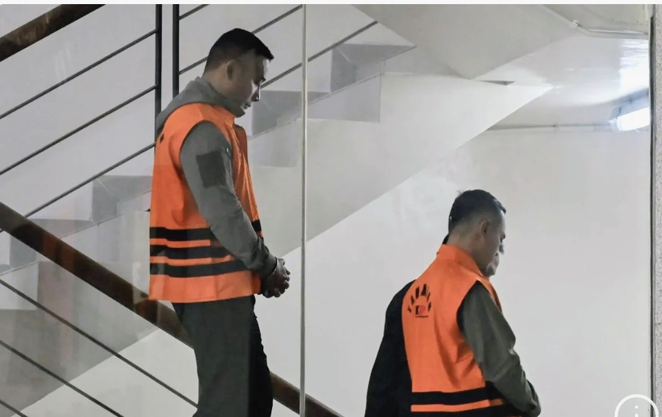 The Scenario Used by KPK Official and His Father to Extort Pemalang Regent Revealed