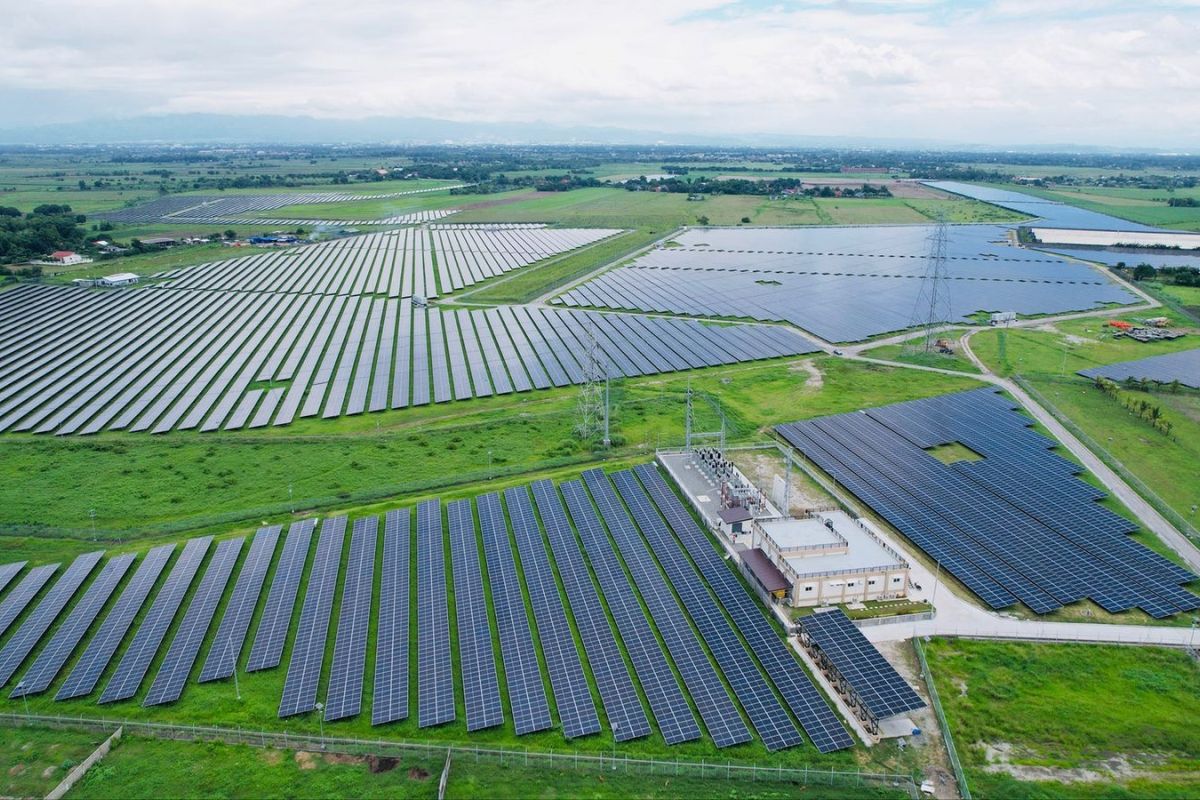 Pertamina NRE introduces solar power for schools through SEB Programme