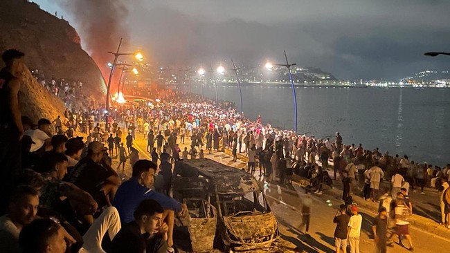 Chaos! Spanish Border Overrun by Moroccan Migrants, Military Deployed Amid Casualties