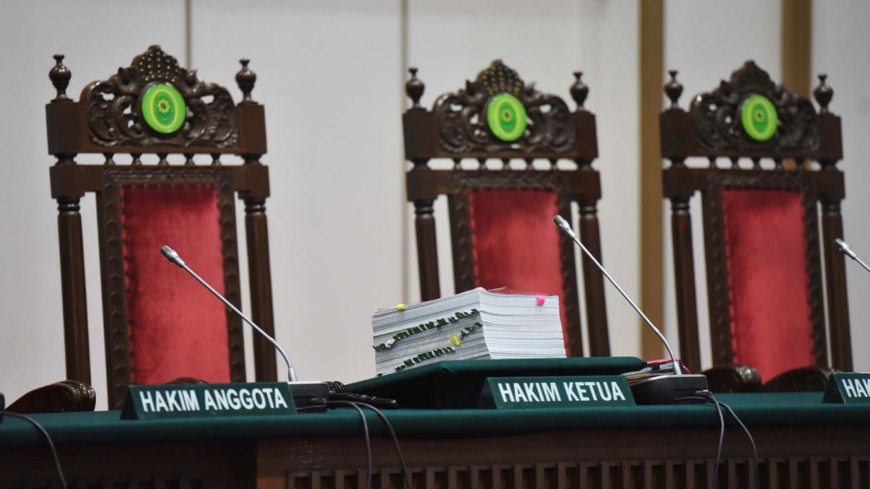 Violations by 121 Sanctioned Judges Occurred Before 280 Per Cent Salary Increase