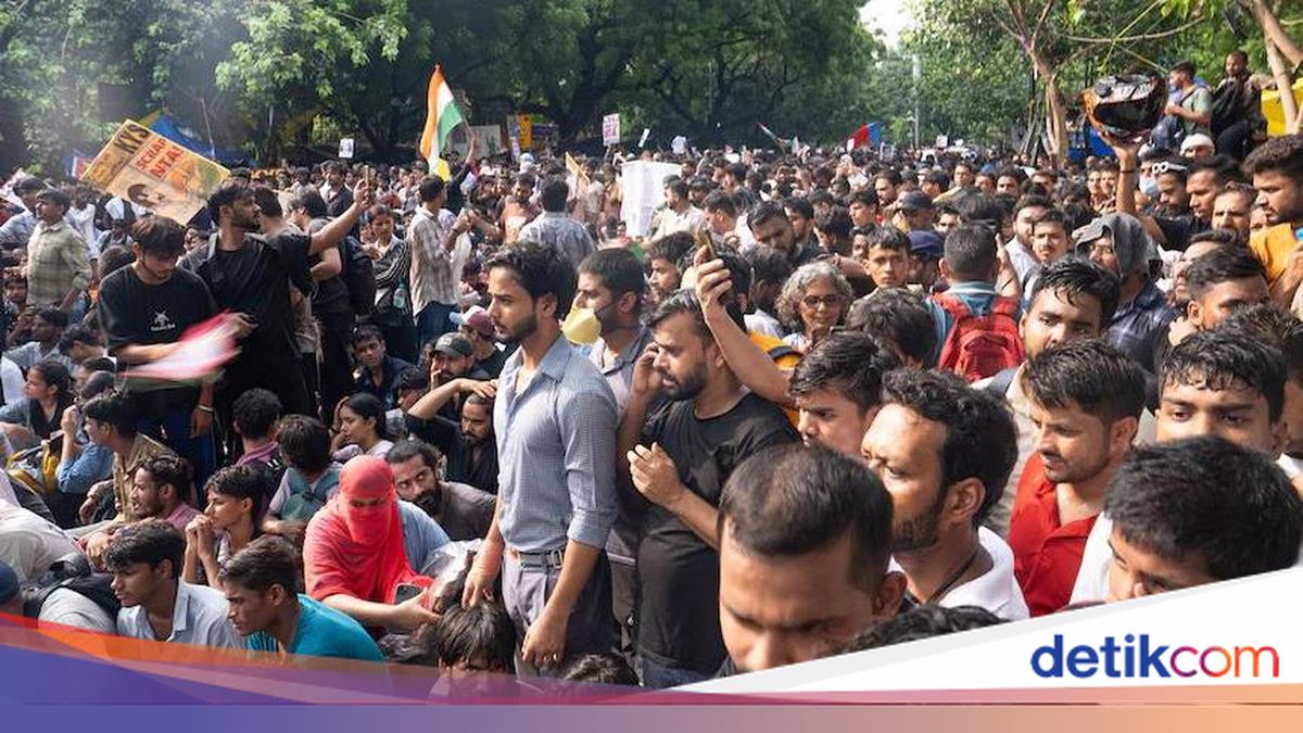 Youth Victory and the 'Cockroach Party' That Ousted India's Minister