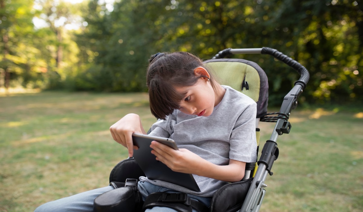7 iPhone and Android Accessibility Features for People with Disabilities