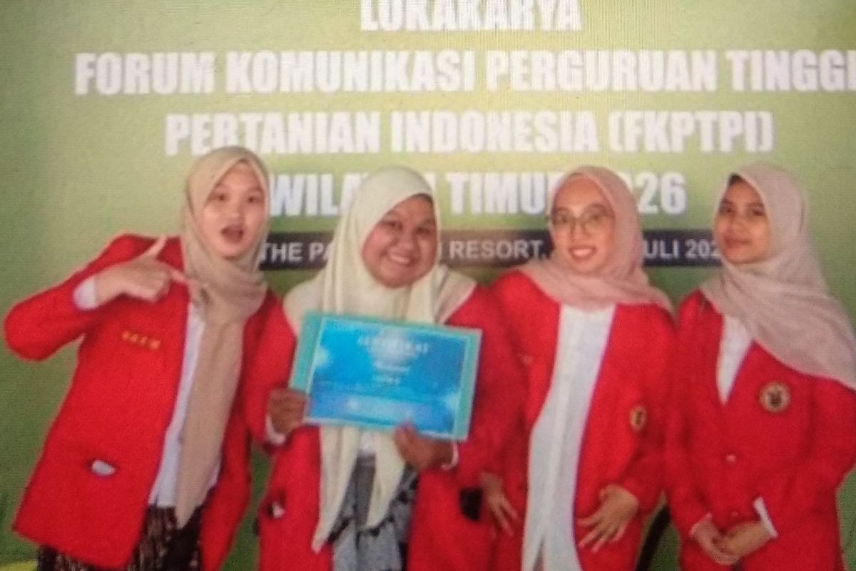 Unhas Students Utilise Lemongrass and Pandan to Combat Rice Weevils