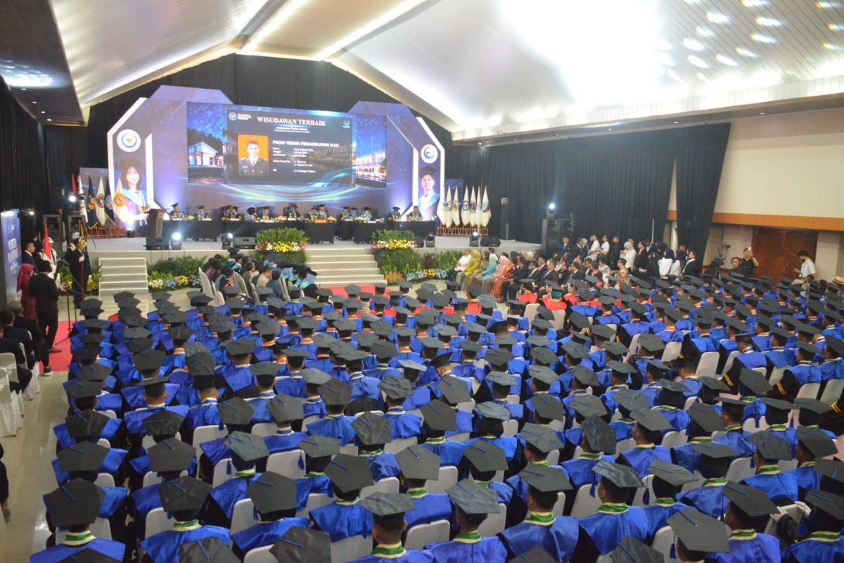 Ministry of Marine Affairs and Fisheries: Children of Fishermen Dominate Top Vocational Graduates