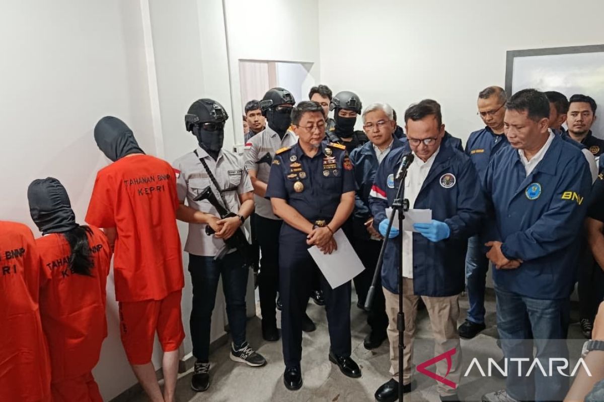 BNN busts Malaysia-Batam etomidate vape smuggling network