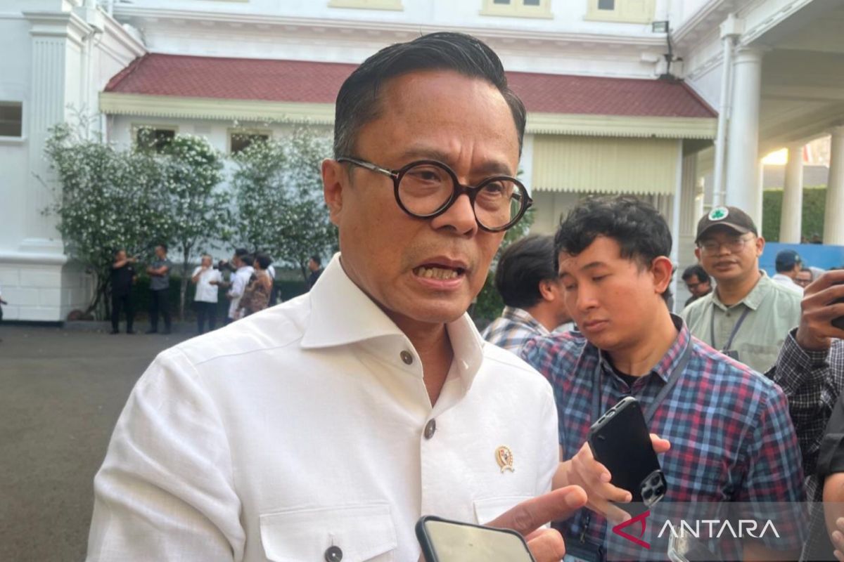 Danantara to Gradually Resolve Financial Burdens of KAI and WIKA