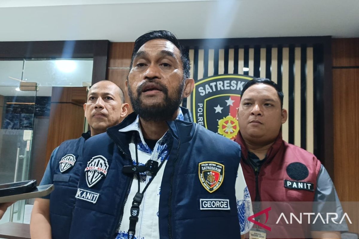 Police identify four suspects in West Jakarta student machete attack