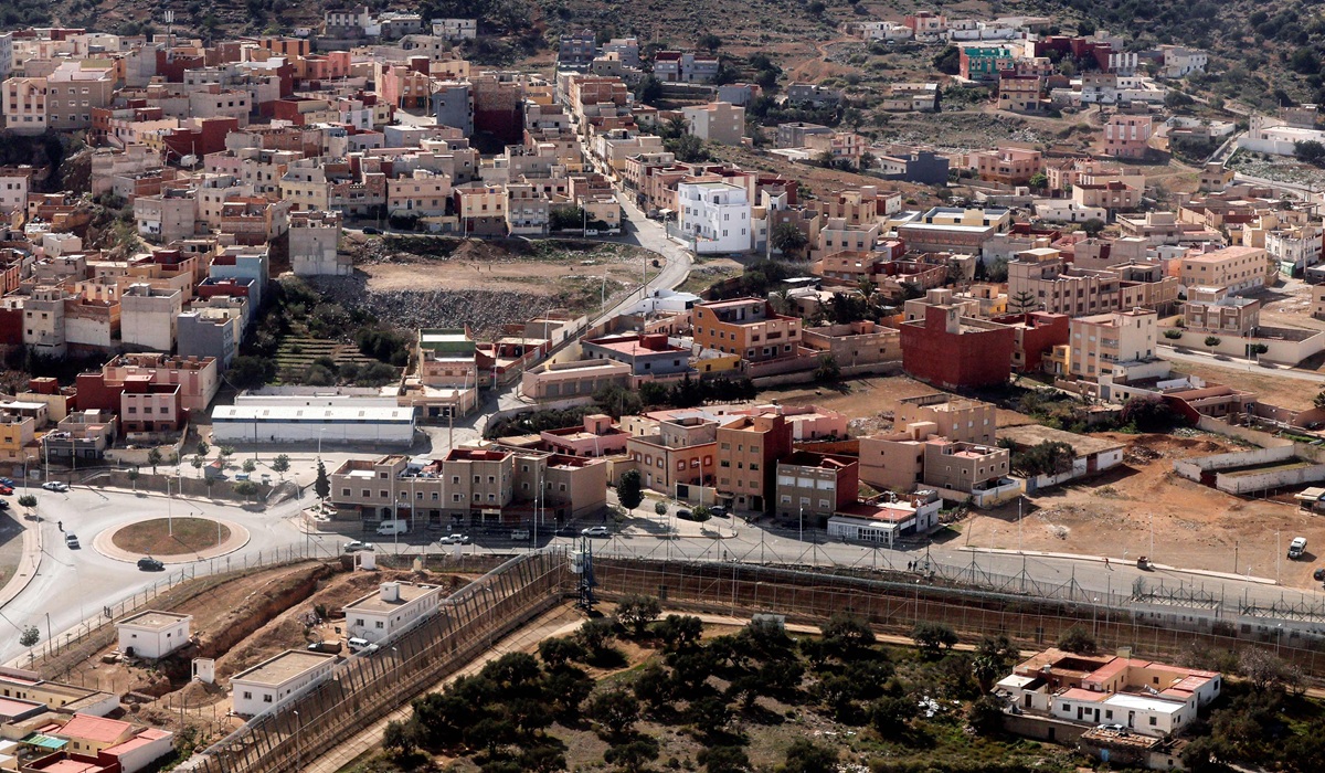 60,000 Moroccan Immigrants Enter Spain, Security Forces Deployed