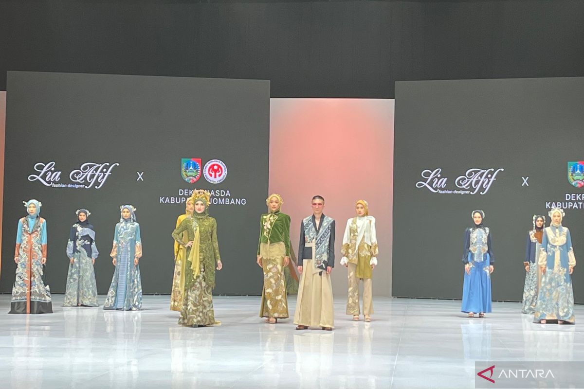 Batik with natural dyes from Jombang showcased at BTN IFW 2026