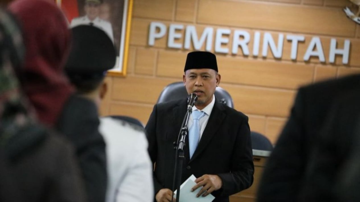 Allowing Public Criticism: Bekasi Mayor Forbids Officials from Closing Social Media Comment Sections