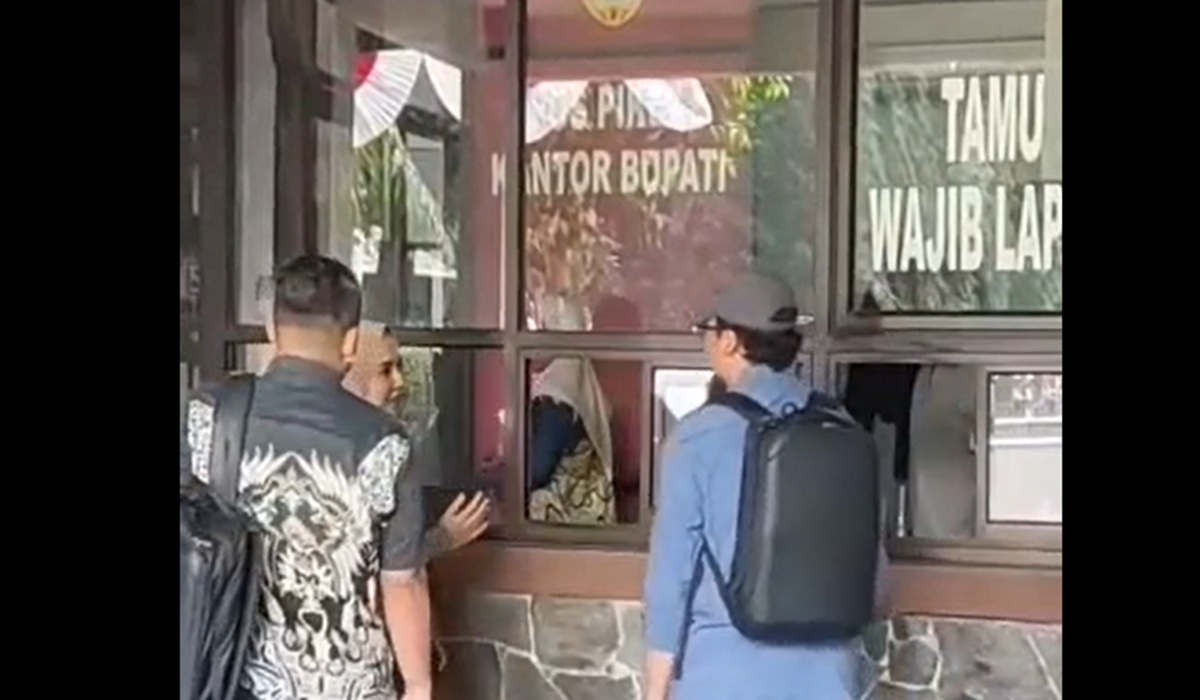 KPK Raids Pemalang Regent's Office