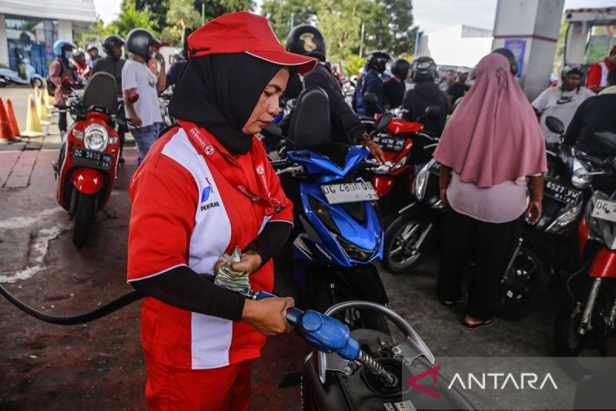 Pertamax price drops to Rp15,950 per litre starting 1 August