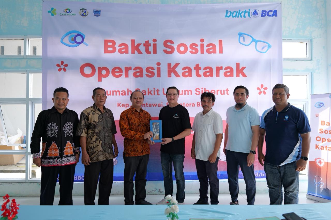 Free Cataract Surgery Helps Restore Productivity for Residents in Mentawai
