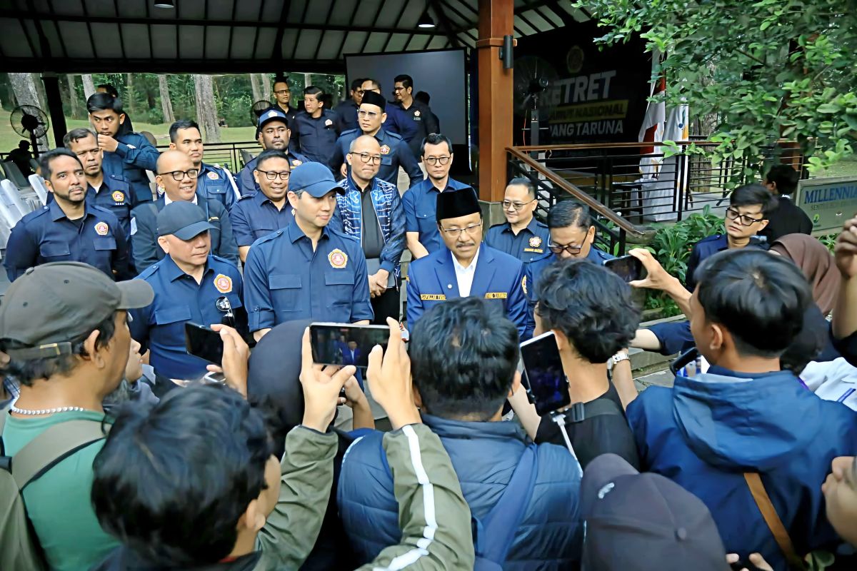 Gus Ipul entrusts poverty alleviation mission to Karang Taruna