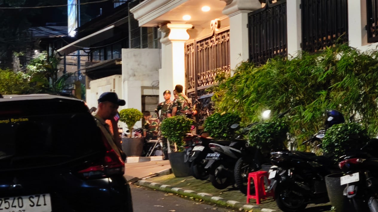 Attorney General's Office Raids Febrie Adriansyah's House in Kebayoran Baru, Seizes Money Laundering Documents