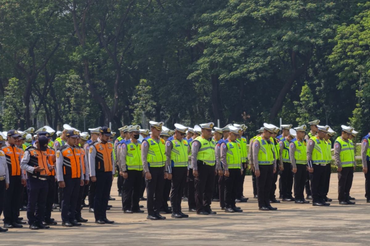 7,643 Joint Personnel Deployed to Secure National Dhikr and Prayer Event at Monas