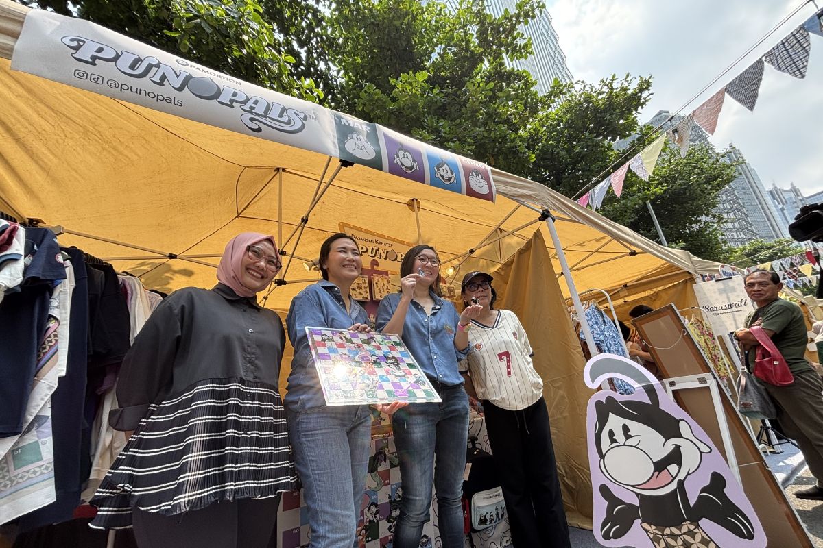 Deputy Minister of Creative Economy Urges Public to Take Pride in Using Local Products
