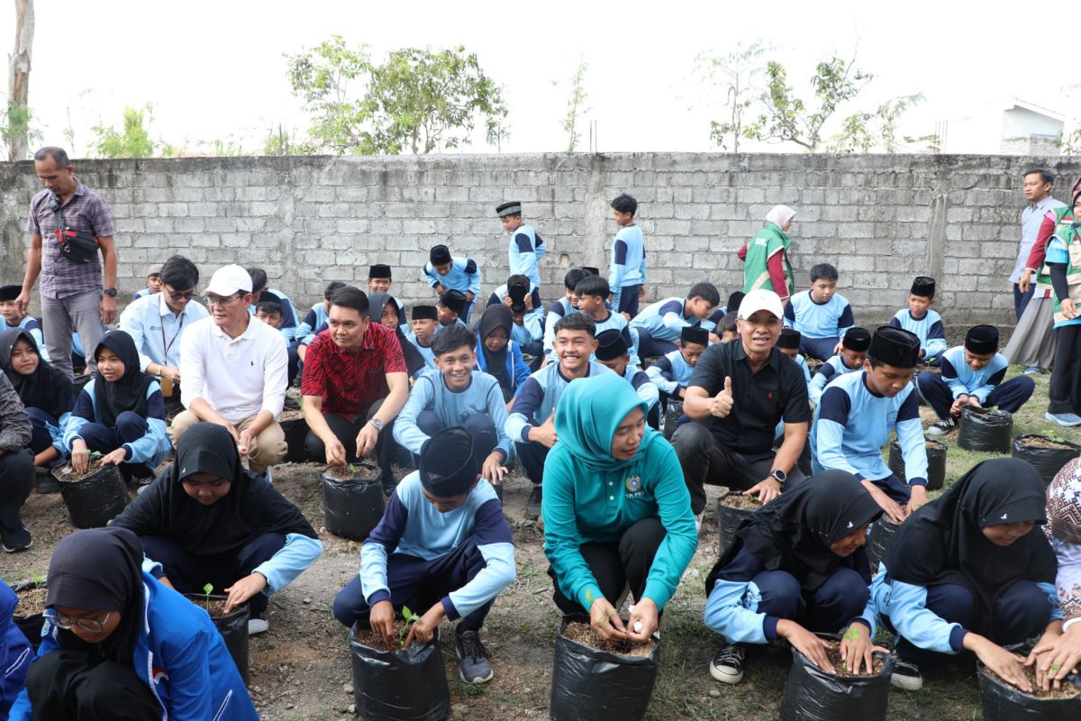 Central Lombok Regency Launches Chilli Planting Initiative to Combat Inflation