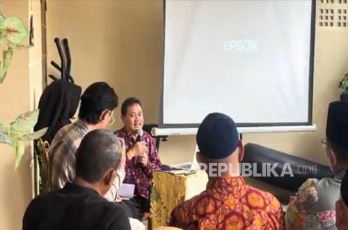UNISA Bandung Lecturers Empower Sukapura Elderly Through SEFT Therapy and Islamic Mindfulness