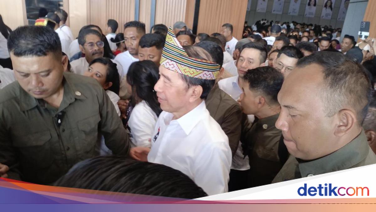 Jokowi: PSI Party Structure is Useless if Only Aiming for Official Decree