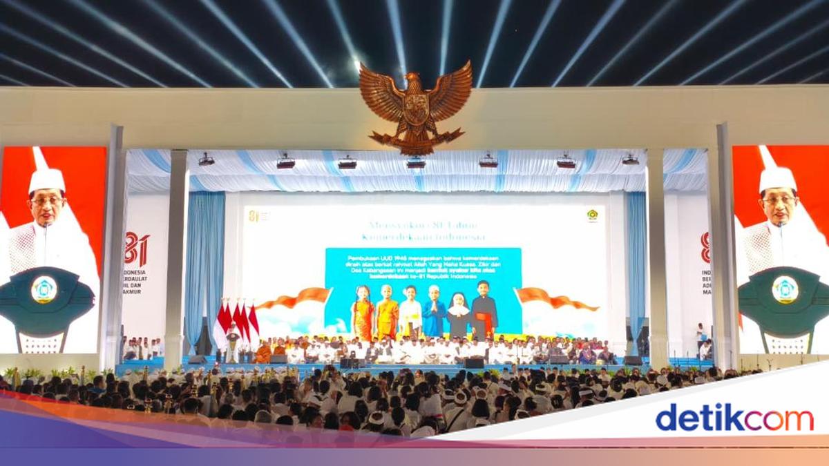 Citizens Show Great Enthusiasm for National Dhikr and Prayer Event at Monas Tonight
