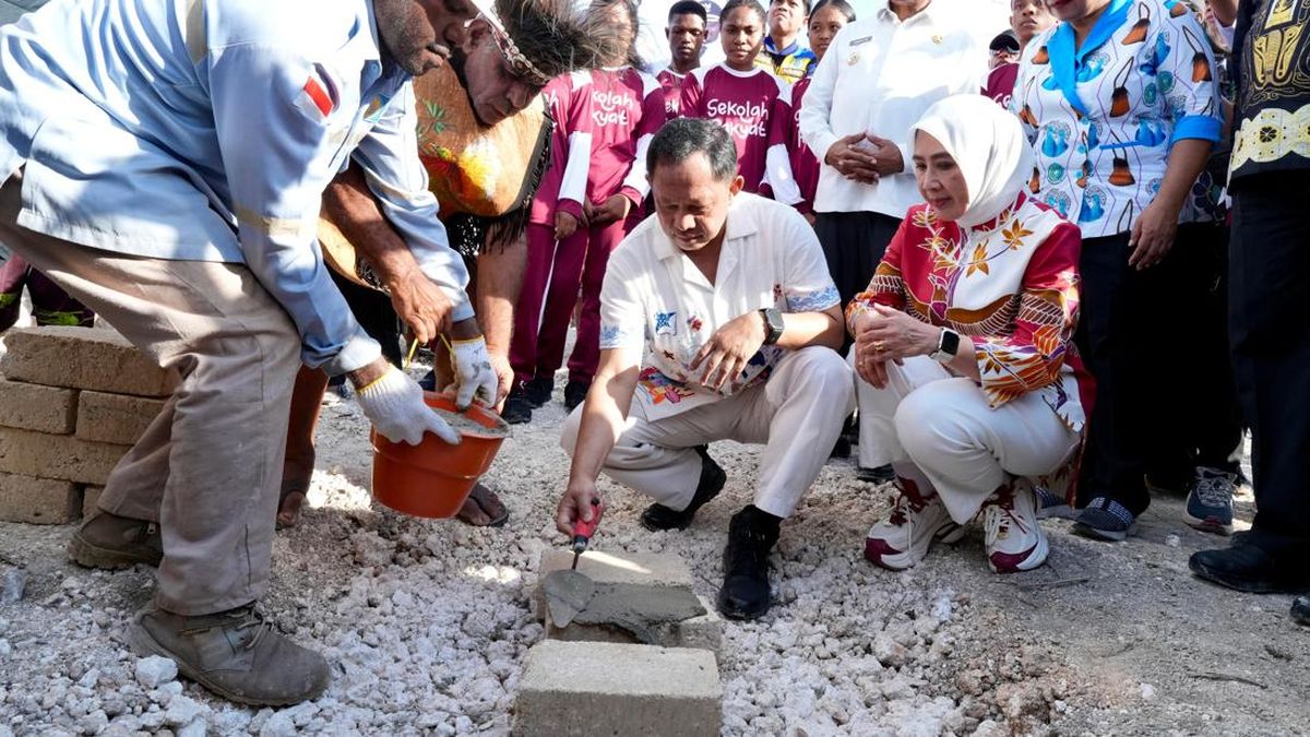 Tito Performs Groundbreaking for 'Sekolah Rakyat' in Biak Numfor, Papua